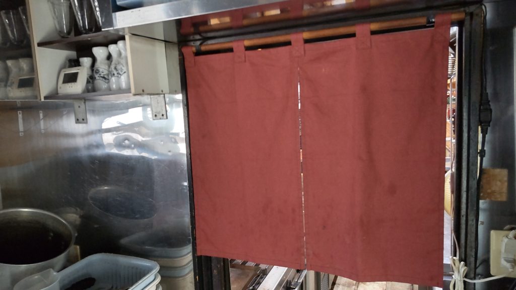 おおやまホルモン萩原店の暖簾（のれん）の画像