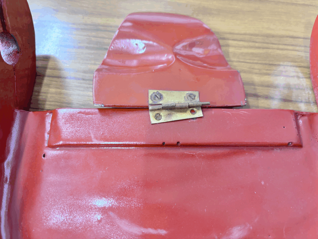 獅子頭の舌の修理の画像