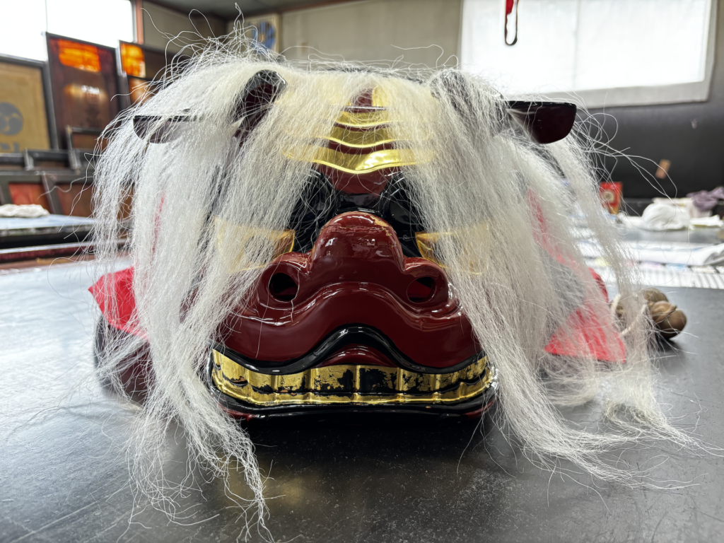 獅子頭の獅子幕と毛の交換の画像